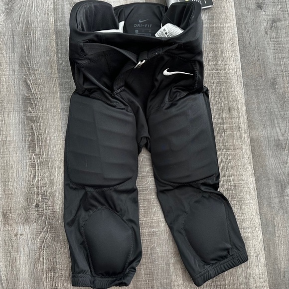 Nike Bottoms New Kids Small Black Nike Padded Football Pants Poshmark
